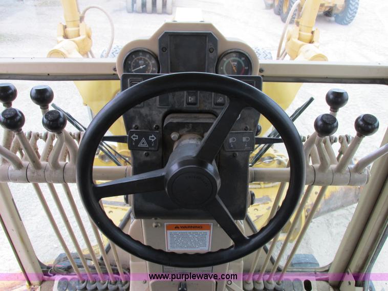 image for item F5459 1995 Caterpillar 120H articulated motor grader