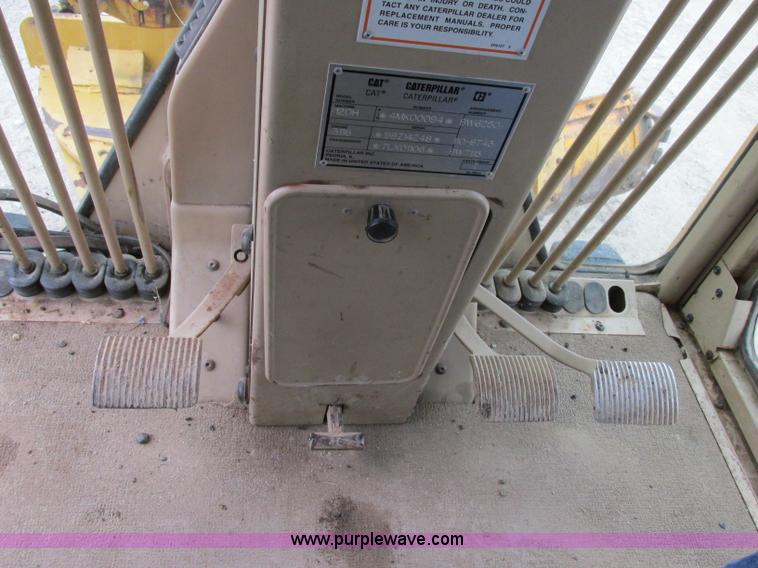 image for item F5459 1995 Caterpillar 120H articulated motor grader