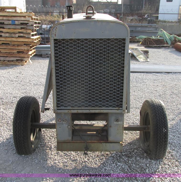 image for item F5462 Lincoln SA200 welder