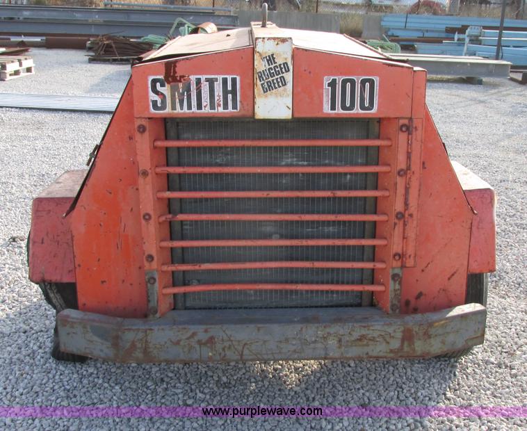 image for item F5464 Smith 100D air compressor