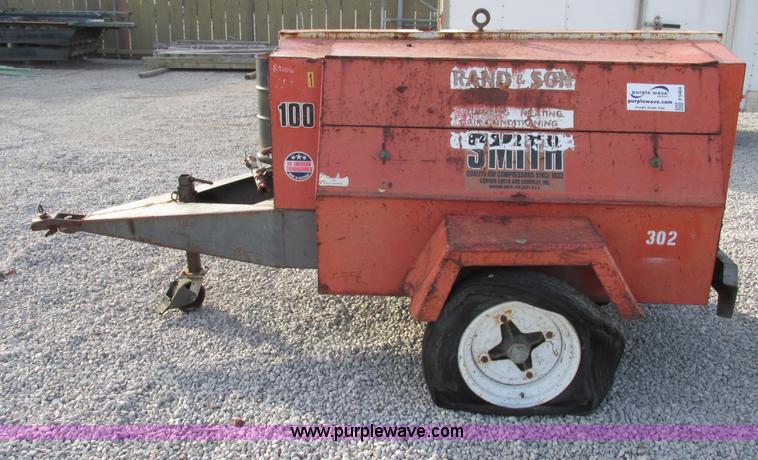 image for item F5464 Smith 100D air compressor