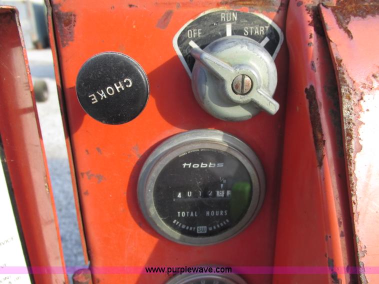 image for item F5464 Smith 100D air compressor