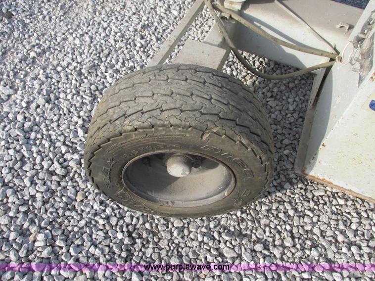 image for item F5465 Strato Lift 8RX SRX-20 scissor lift