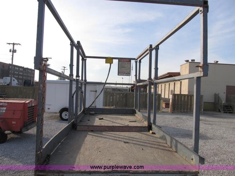 image for item F5465 Strato Lift 8RX SRX-20 scissor lift