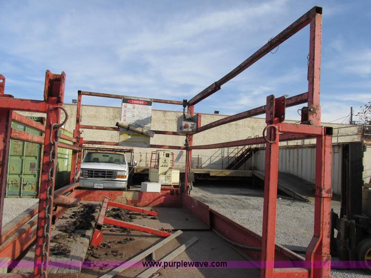 image for item F5467 1994 Sky Jack II SJ4626 scissor lift