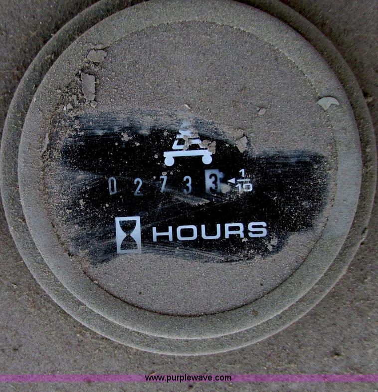 image for item F5467 1994 Sky Jack II SJ4626 scissor lift