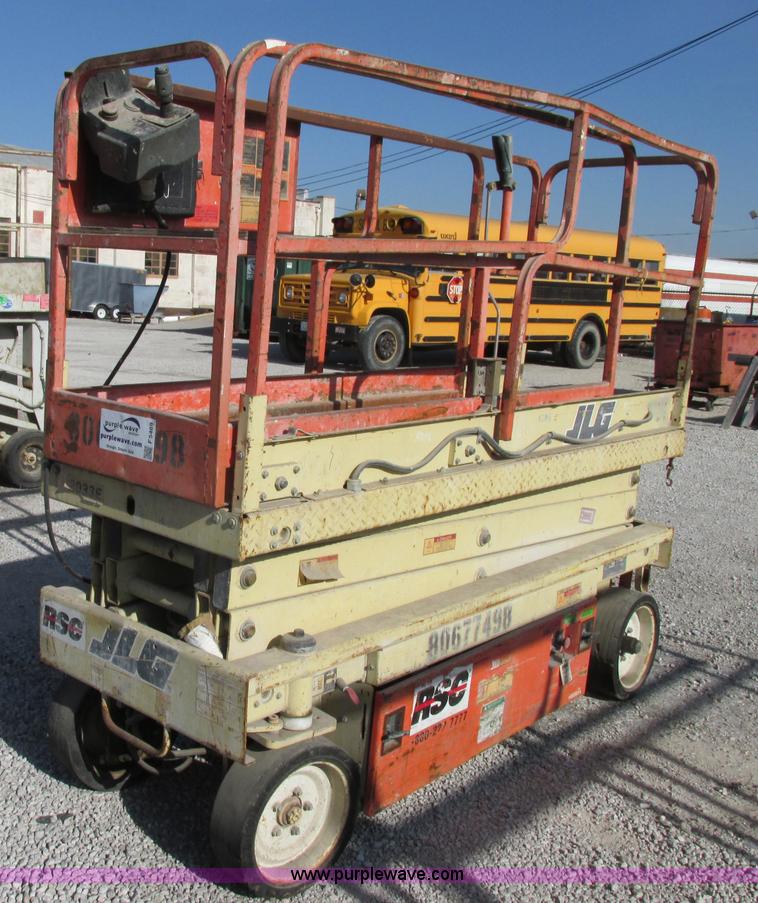 image for item F5469 1997 JLG 2033E electric scissor lift
