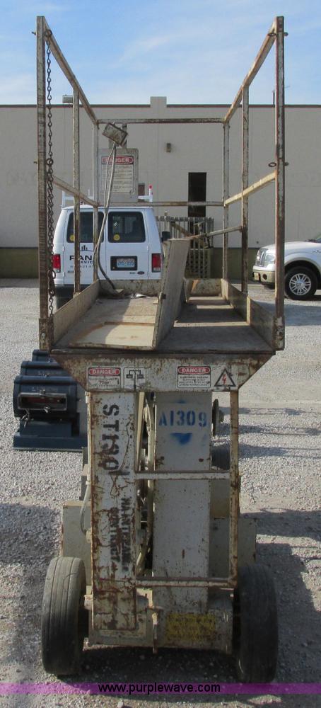 image for item F5470 Strato Lift CR-18 scissor lift