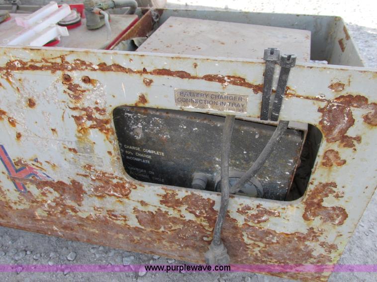 image for item F5471 1994 Sky Jack II 4626 scissor lift