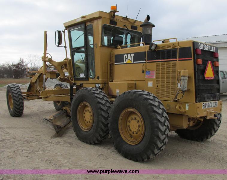 image for item F5472 1999 Caterpillar 140H articulated motor grader