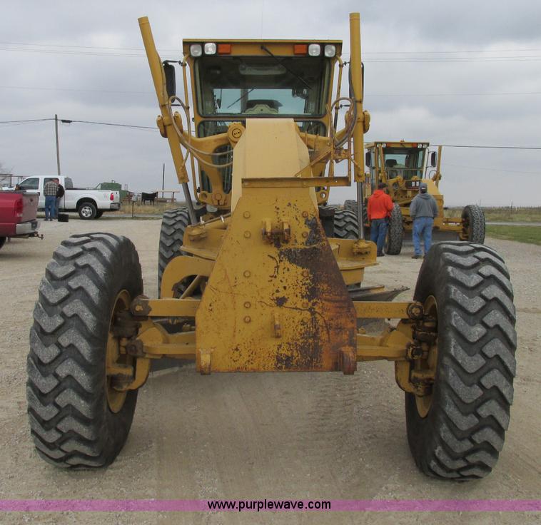 image for item F5472 1999 Caterpillar 140H articulated motor grader