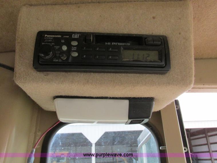 image for item F5472 1999 Caterpillar 140H articulated motor grader