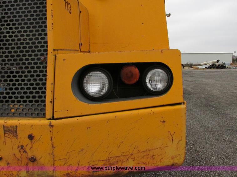 image for item F5474 1975 John Deere 860A elevating scraper