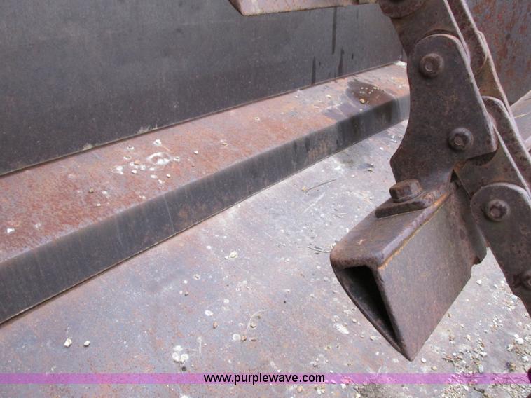 image for item F5474 1975 John Deere 860A elevating scraper