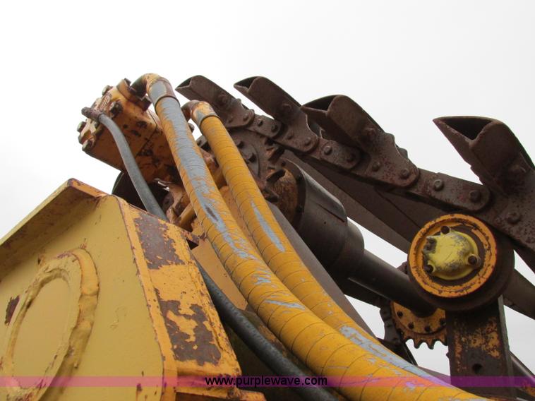 image for item F5474 1975 John Deere 860A elevating scraper