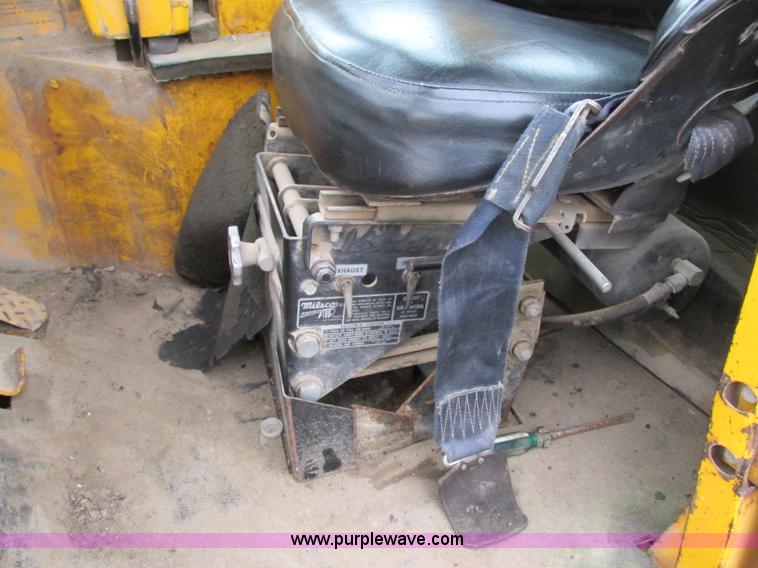 image for item F5474 1975 John Deere 860A elevating scraper