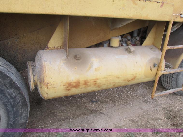 image for item F5475 Etnyre chip spreader