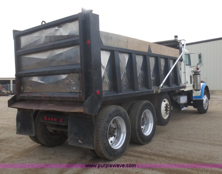 image for item F6744 1986 Freightliner FLC-64T dump truck