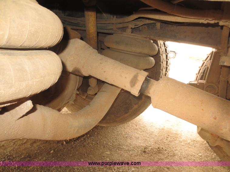 image for item F6744 1986 Freightliner FLC-64T dump truck