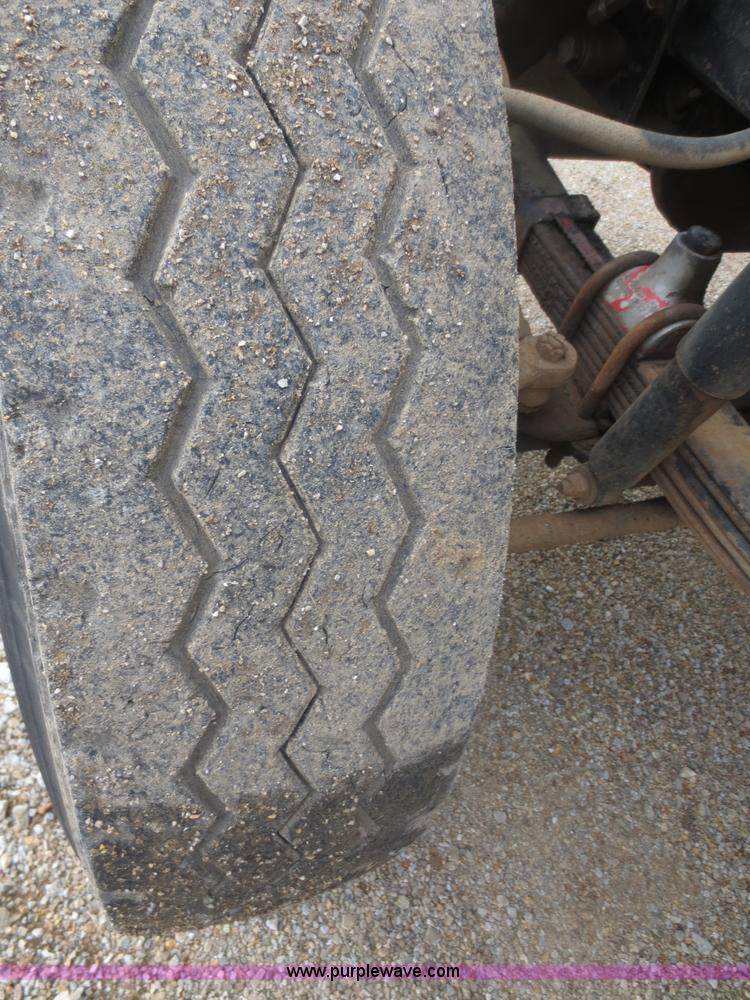 image for item F6744 1986 Freightliner FLC-64T dump truck