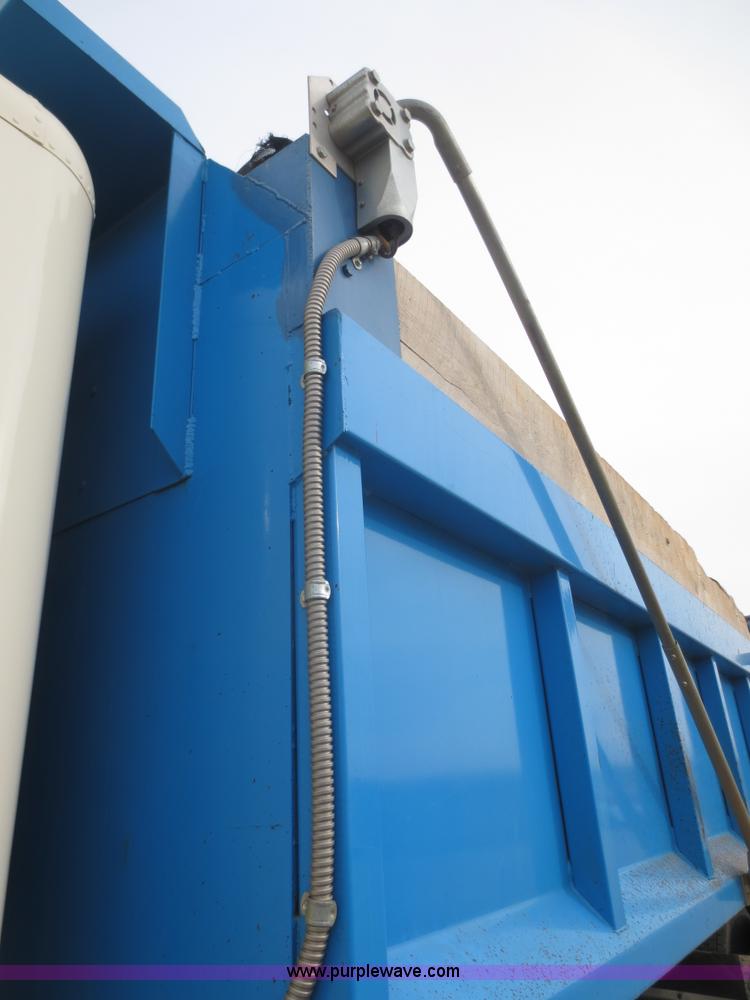 image for item F6745 1986 Freightliner FLC-64T dump truck