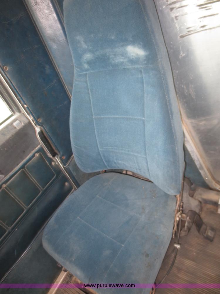 image for item F6745 1986 Freightliner FLC-64T dump truck