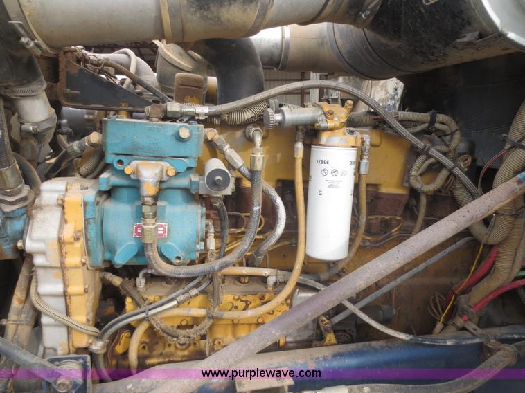 image for item F6745 1986 Freightliner FLC-64T dump truck