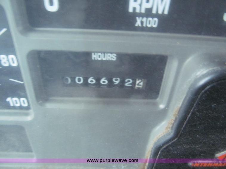 image for item F7218 1998 International 810 low profile dump truck