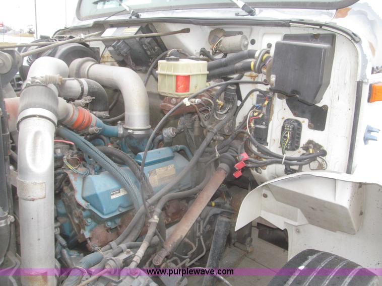 image for item F7218 1998 International 810 low profile dump truck