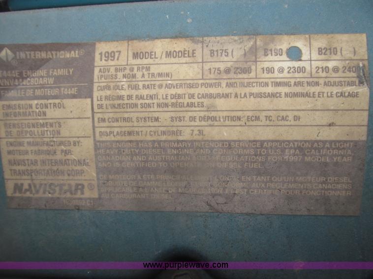 image for item F7218 1998 International 810 low profile dump truck