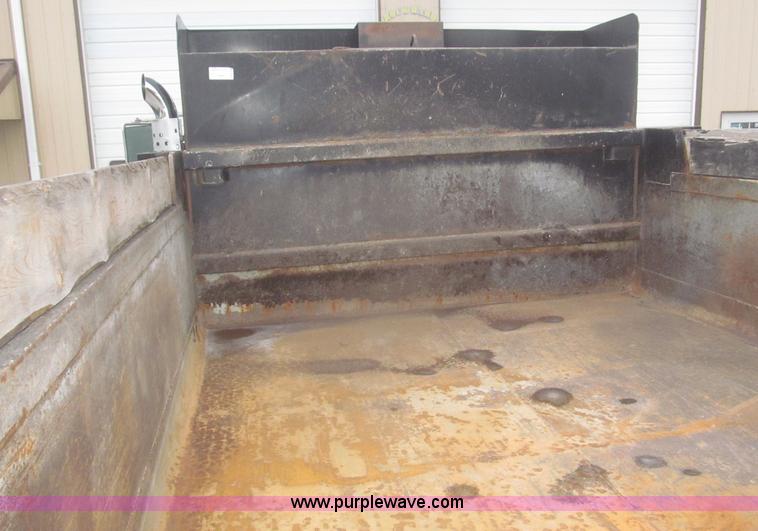 image for item F7218 1998 International 810 low profile dump truck
