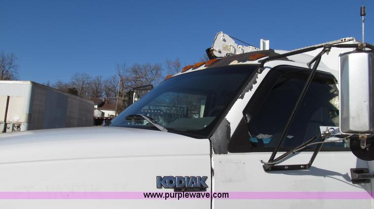 image for item G2203 1996 Chevrolet Kodiak service truck with Maintainer 3220 service crane