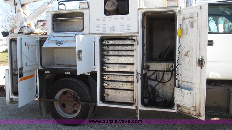 image for item G2203 1996 Chevrolet Kodiak service truck with Maintainer 3220 service crane