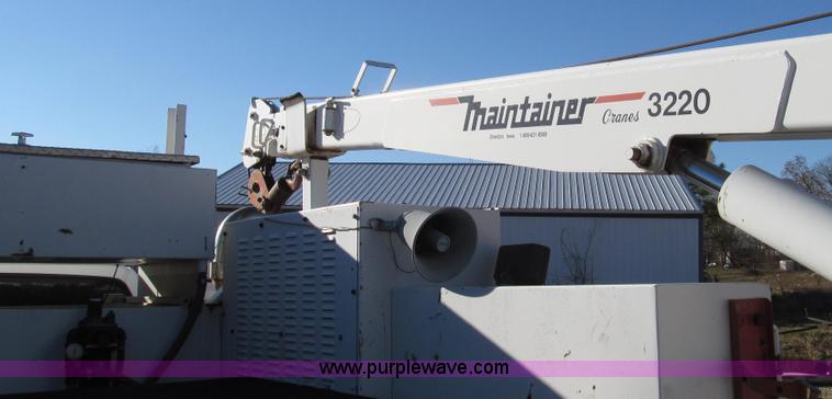 image for item G2203 1996 Chevrolet Kodiak service truck with Maintainer 3220 service crane