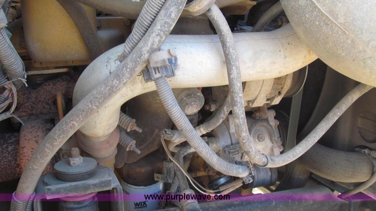 image for item G2203 1996 Chevrolet Kodiak service truck with Maintainer 3220 service crane