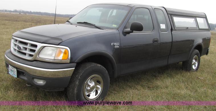 image for item G2209 1999 Ford F150 XL SuperCab pickup truck