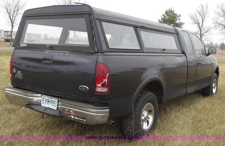 image for item G2209 1999 Ford F150 XL SuperCab pickup truck