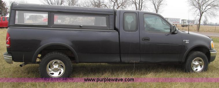 image for item G2209 1999 Ford F150 XL SuperCab pickup truck