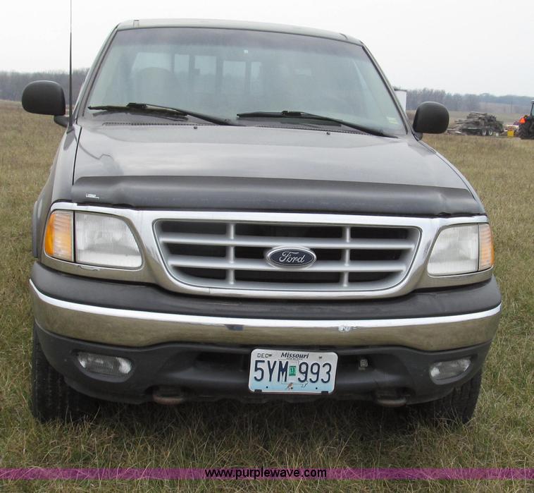 image for item G2209 1999 Ford F150 XL SuperCab pickup truck