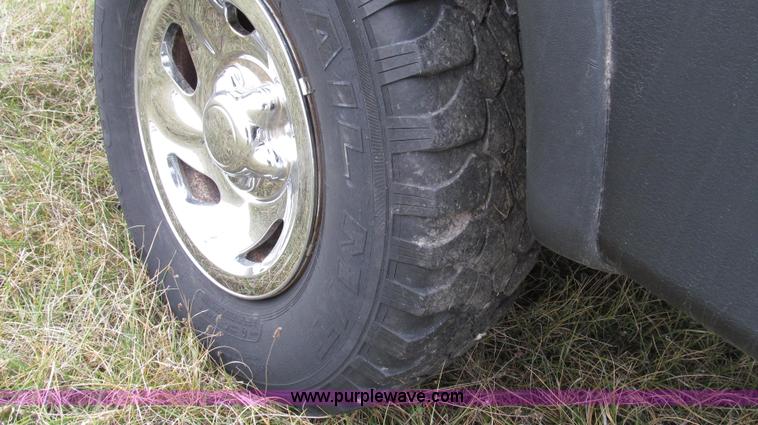 image for item G2209 1999 Ford F150 XL SuperCab pickup truck