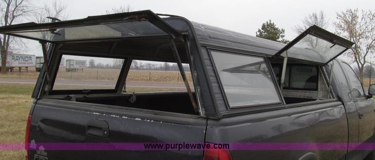 image for item G2209 1999 Ford F150 XL SuperCab pickup truck