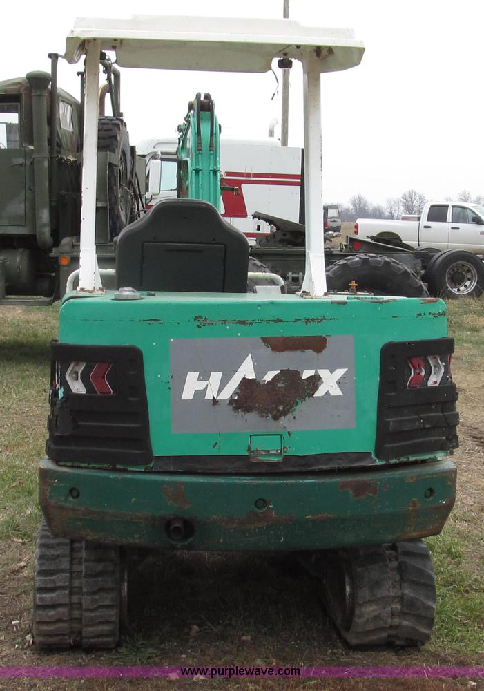 image for item G2210 Hanix H27 mini excavator