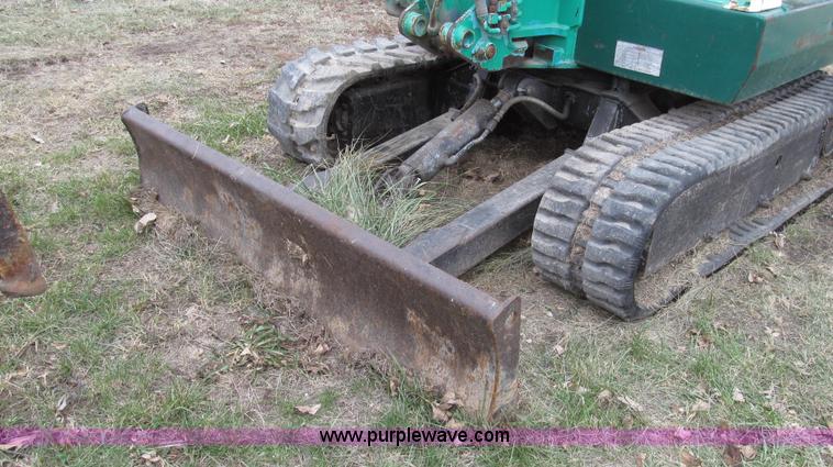 image for item G2210 Hanix H27 mini excavator