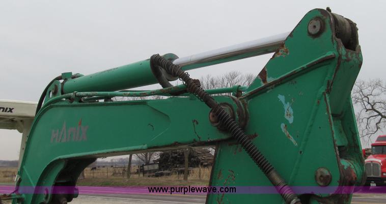 image for item G2210 Hanix H27 mini excavator