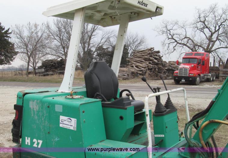 image for item G2210 Hanix H27 mini excavator