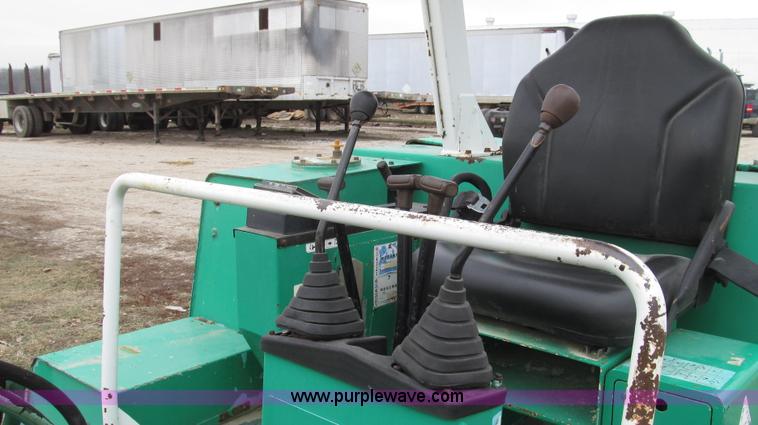 image for item G2210 Hanix H27 mini excavator