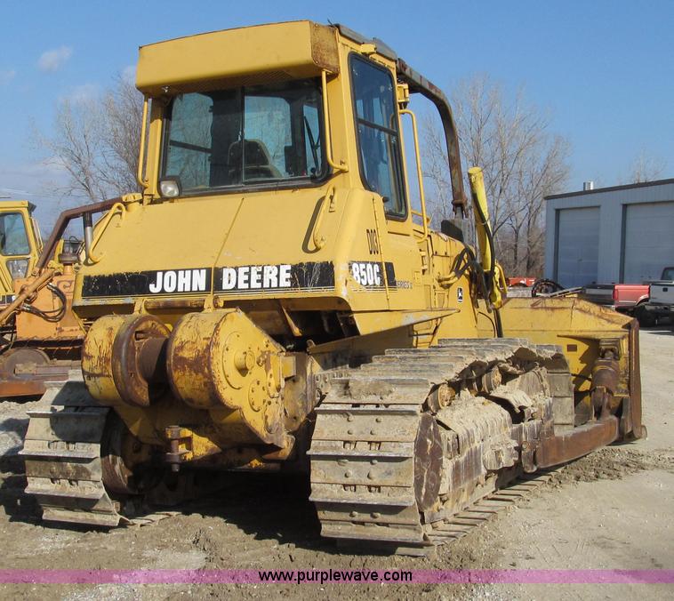image for item G2212 1996 John Deere 850C Series II dozer