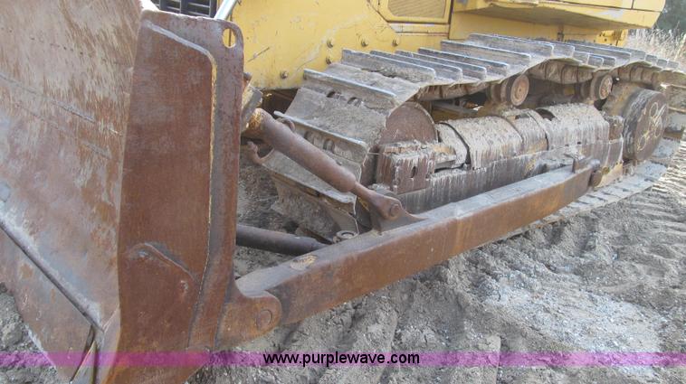 image for item G2212 1996 John Deere 850C Series II dozer