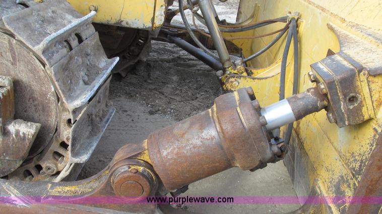 image for item G2212 1996 John Deere 850C Series II dozer