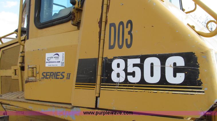 image for item G2212 1996 John Deere 850C Series II dozer